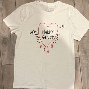 Stylish White Graphic Tee